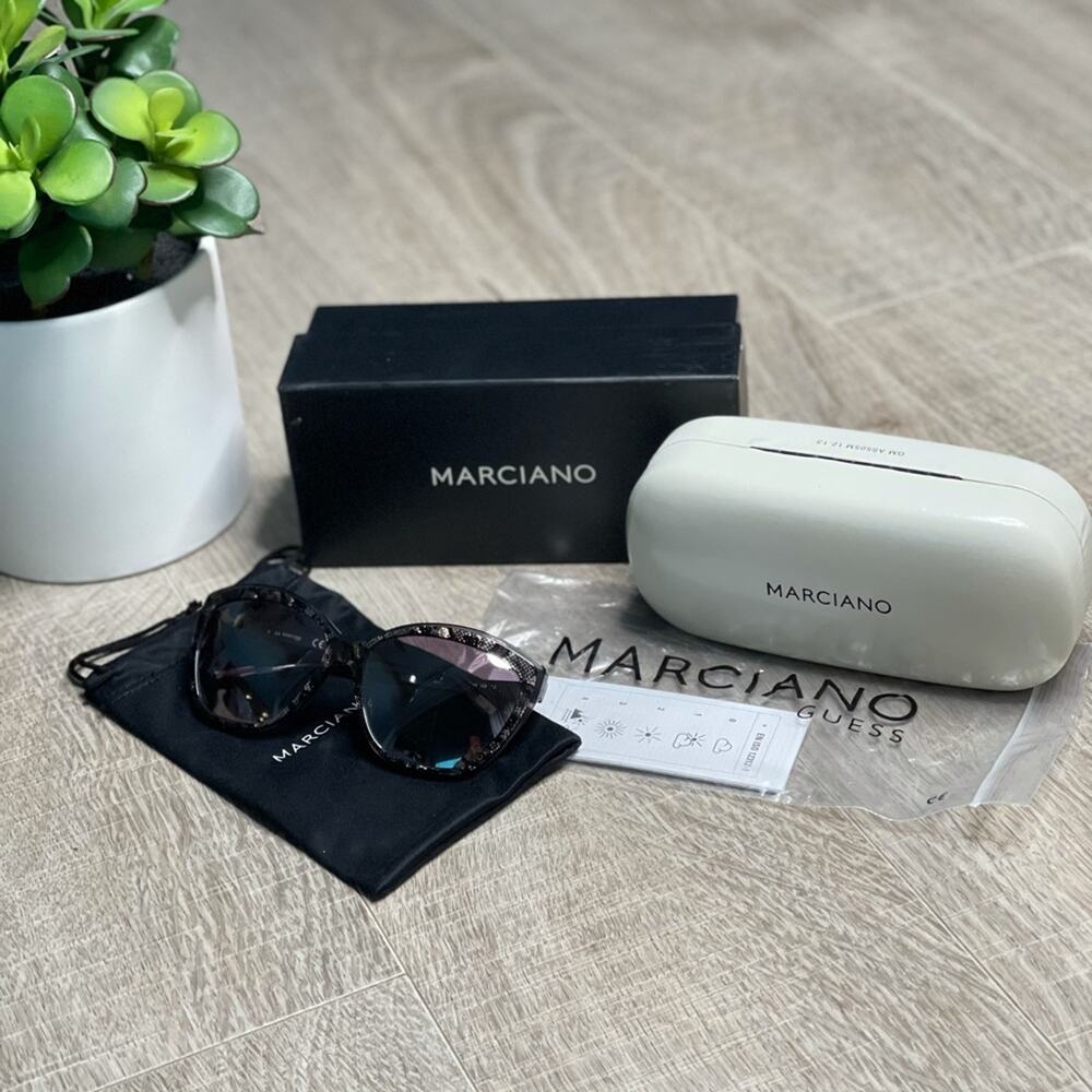 NWT MARCIANO Lace Cat Eye Sunglasses With Case